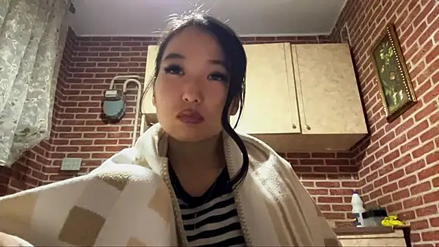 EmmaLeexth online show from November 19, 3:23 pm