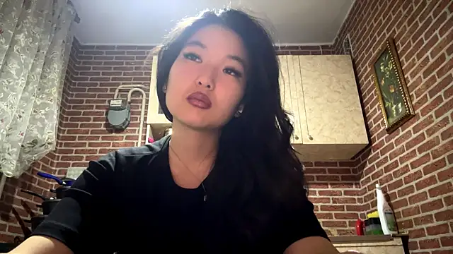 EmmaLeexth online show from January 10, 2:11 pm