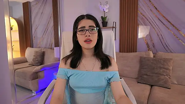 BillieBrownn online show from May 12, 7:20 pm
