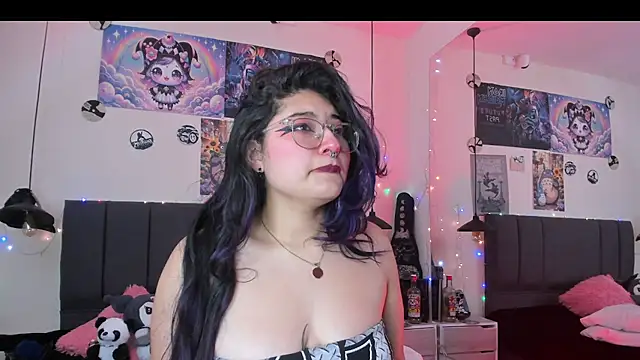 SabrinaV  online show from May 11, 11:12 am