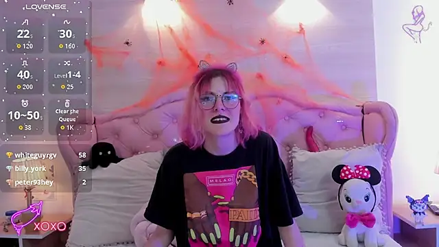 Rossiie Hunt  online show from October 24, 7:32 pm