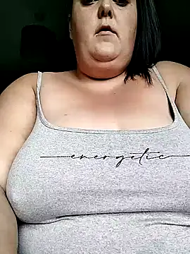 SassyClassyxox online show from September 19, 9:19 am