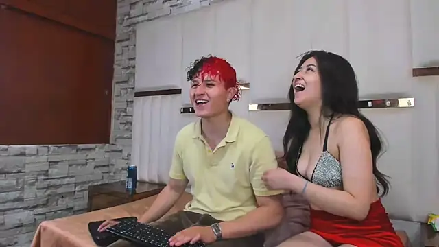 ANLLELOAndANGELA online show from October 23, 7:09 pm