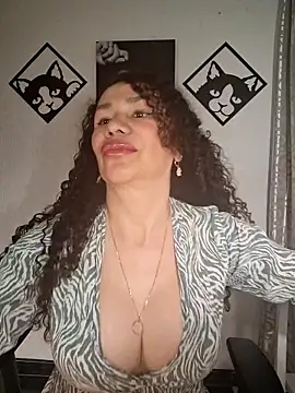 Lina 444 online show from May 23, 2:32 am