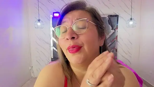 MaylinRosse  online show from May 12, 7:53 pm