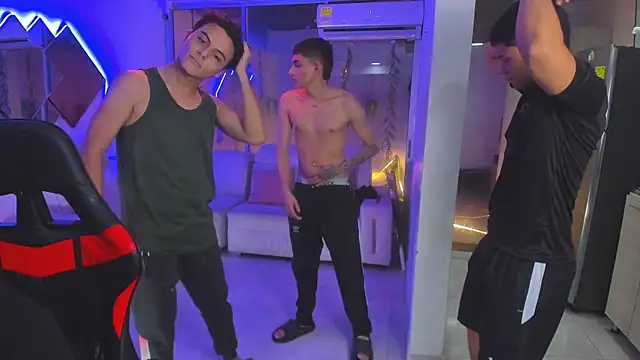 Houseofwarrios online show from December 19, 6:27 am