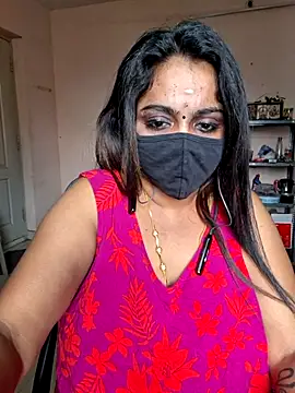 queendivya online show from June 27, 7:20 am
