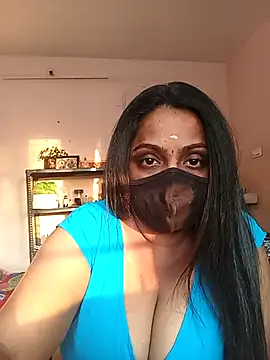 queendivya online show from April 6, 12:39 pm