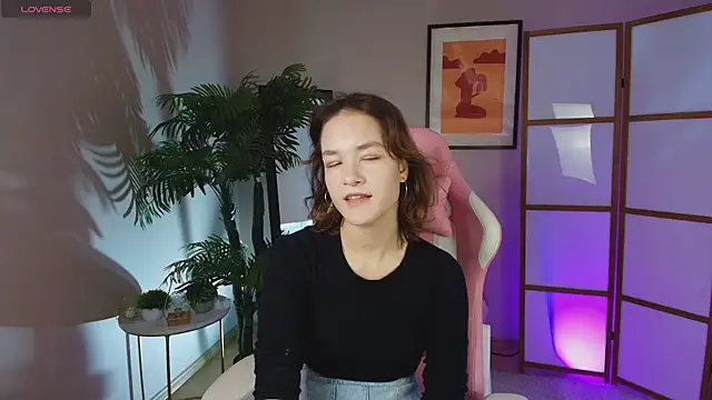  Wanna Me  online show from September 24, 6:56 am