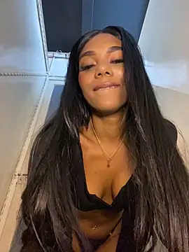 Savannahfisher online show from April 9, 11:43 pm