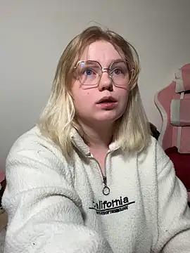 lame cat online show from October 18, 1:08 am