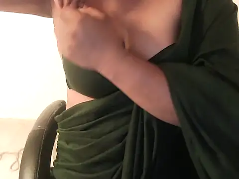 bold kiara online show from March 2, 4:34 am