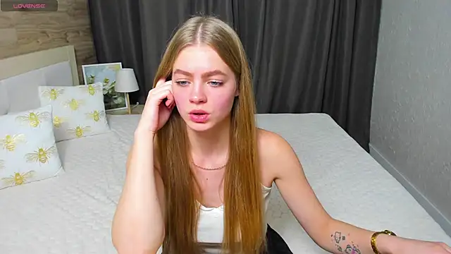 Alisa Glamour online show from November 4, 2:55 pm