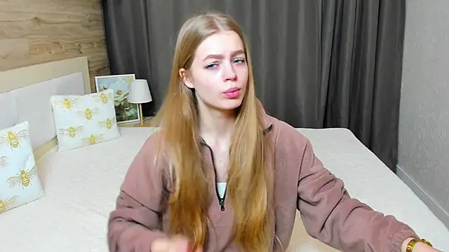 Alisa Glamour online show from November 3, 2:10 pm