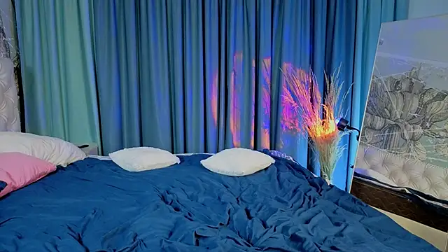 Purple Rise online show from November 4, 11:59 am