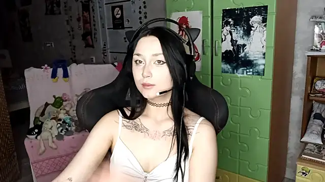 MiaJuiceee online show from September 28, 10:09 am