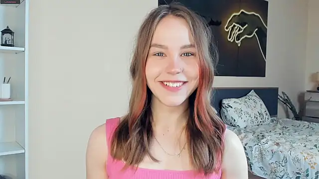 MaliaBourraine online show from April 28, 7:12 am