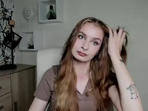 NinaBlond1 online show from October 9, 6:06 am