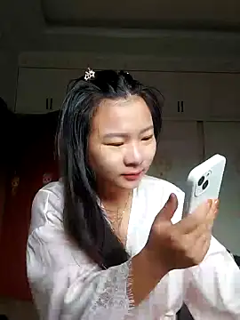 emiu xinh03 online show from September 24, 4:33 am