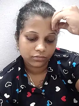 sweetqueen143 online show from June 29, 10:59 am