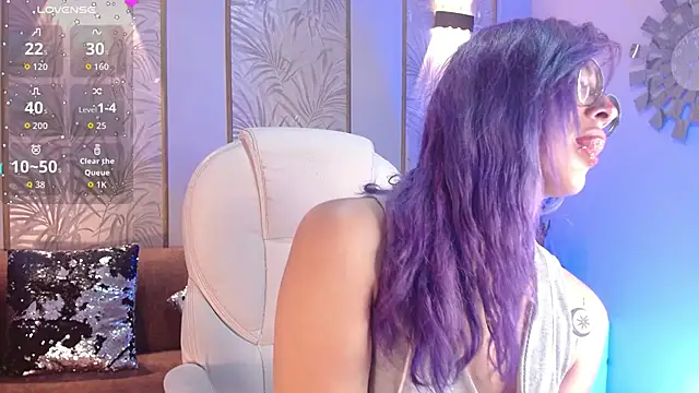 LunaaGrey  online show from November 11, 3:13 am