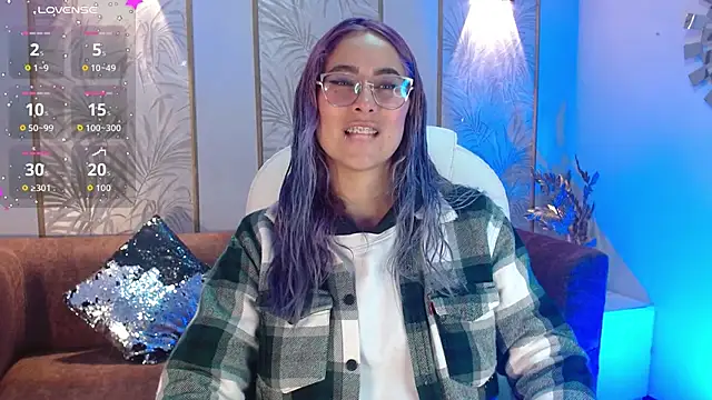 LunaaGrey  online show from November 18, 3:40 am