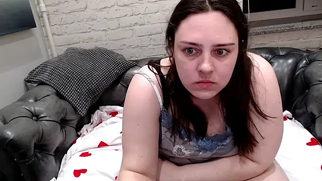 Hellen Miller   online show from May 3, 6:44 pm