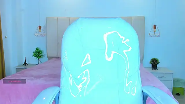 Maddy Rouse1 online show from October 9, 4:05 am