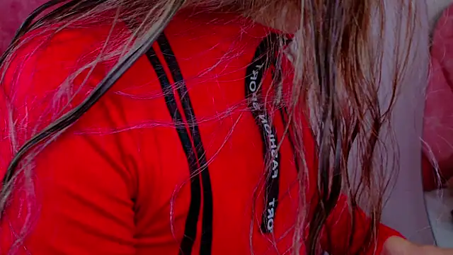 MyApril   online show from December 15, 11:37 am