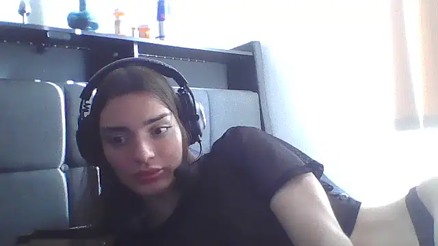 Luna Samosienko online show from October 5, 2:55 pm