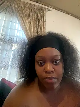 blurstyinno2 online show from October 4, 3:49 pm