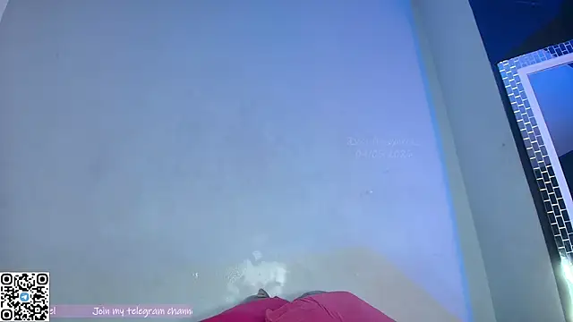 CarolinaGomez  online show from May 5, 7:17 pm