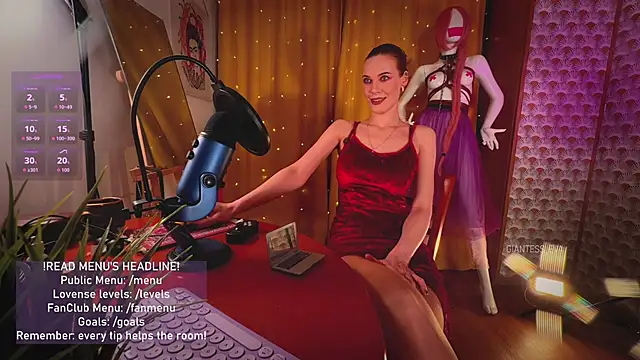 Giantess Eva online show from May 8, 6:21 pm