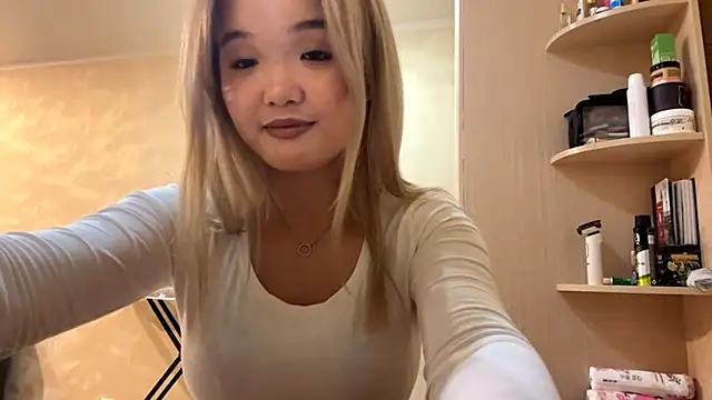 Snapshot of CarolannSide chatting on September 21, 3:21 pm CarolannSide online show from September 21, 3:21 pm