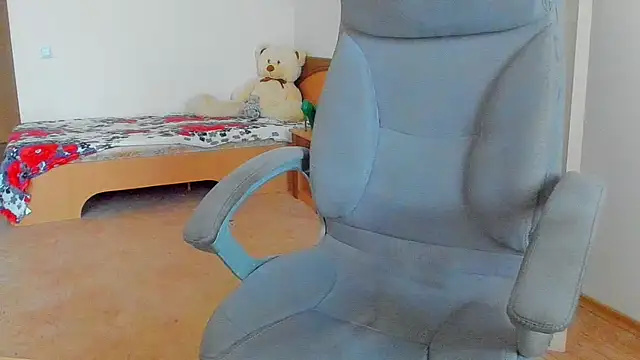 Liza-Mendez online show from November 18, 6:14 am