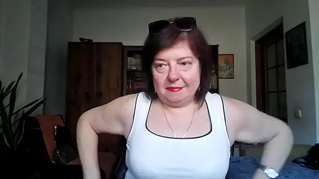 Violet Pulse online show from April 28, 1:15 pm