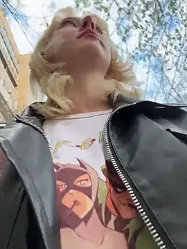 RonnieKiss online show from May 15, 12:08 pm