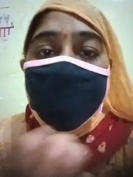 Cute-Charvii online show from May 17, 12:54 am