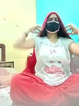 Cute-Charvii online show from May 22, 4:32 am
