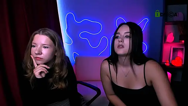 lunna bella  online show from September 26, 11:19 am