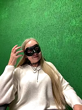 B i r d i e online show from October 22, 1:27 pm