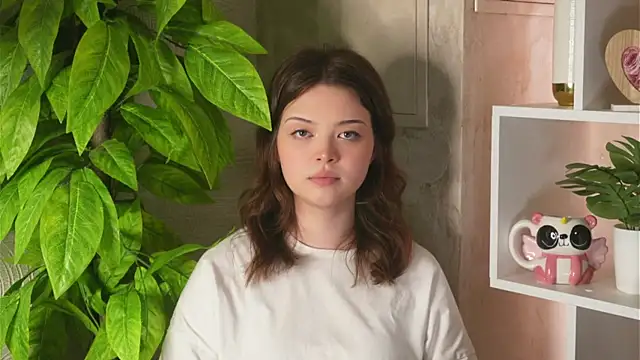 EllyRoades online show from September 24, 10:58 am