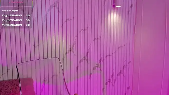 Missdionne curly online show from October 28, 5:30 pm