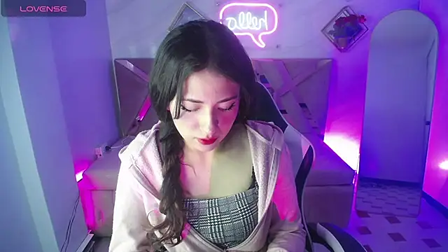 Chloe Brownn v online show from September 29, 8:47 pm