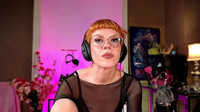 tacodeluxxxe online show from May 17, 12:21 am