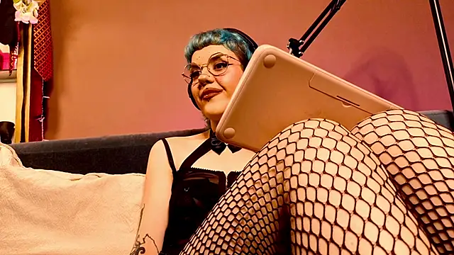 tacodeluxxxe online show from September 21, 12:31 am