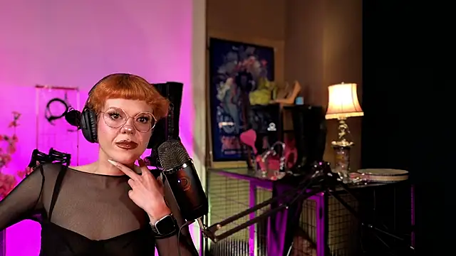 tacodeluxxxe online show from May 16, 12:02 am