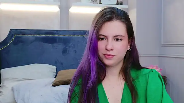 Akira Halls online show from November 7, 9:09 pm