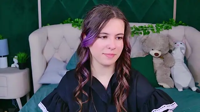 Akira Halls online show from November 15, 9:38 pm