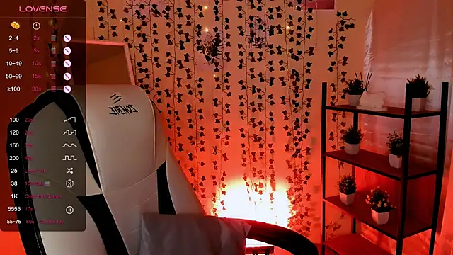 LinaBlossom  online show from May 14, 8:42 am